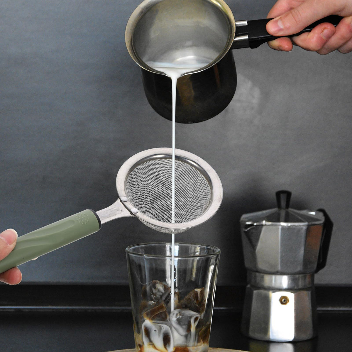 Stainless Steel Food Mesh Strainer with Handle G38860