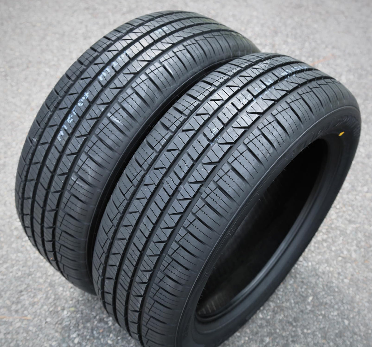 215/60R16 95H Tire U991978